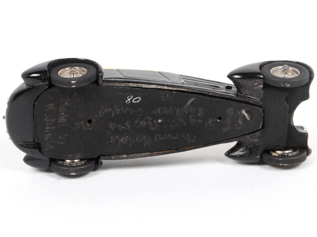 Lot 112 - AURORE MODELS (SUISSE) (1)