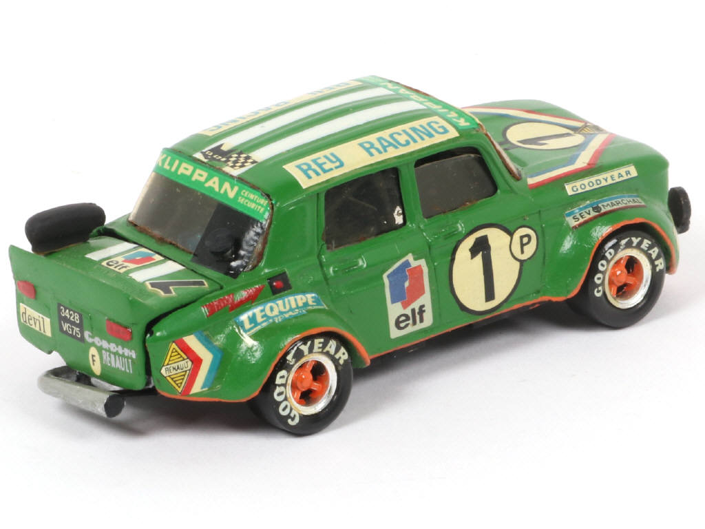 Lot 96 - DIVERS (1)