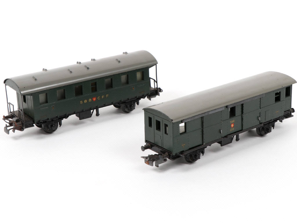 Lot 32 - BUCO 'HO' (SUISSE) (2)