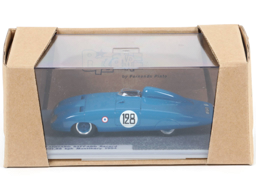 Lot 144 - BIZARRE (MACAU) (1)