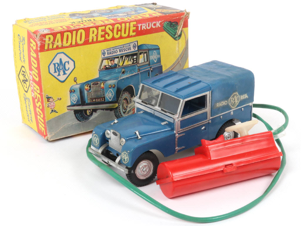 Lot 70 - MARX TOYS (1)