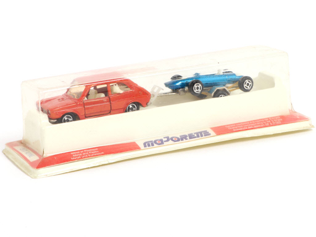 Lot 57 - MAJORETTE (FRANCE) (1)