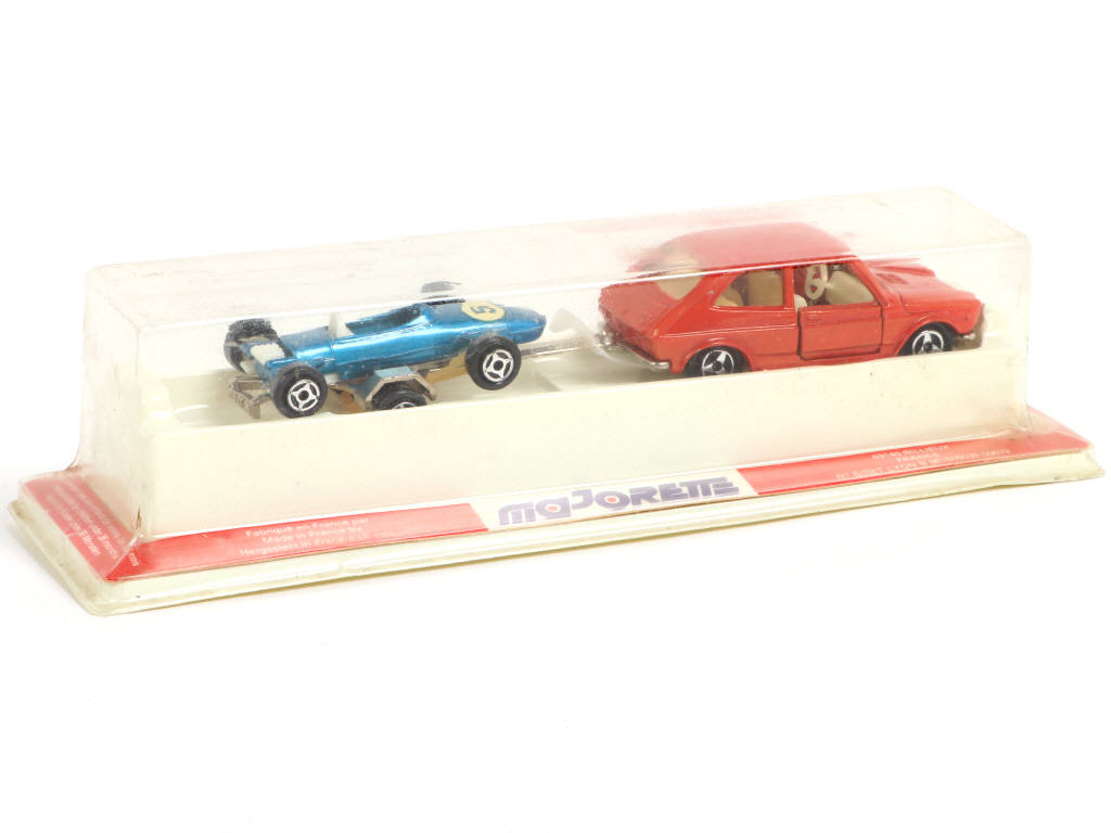 Lot 57 - MAJORETTE (FRANCE) (1)
