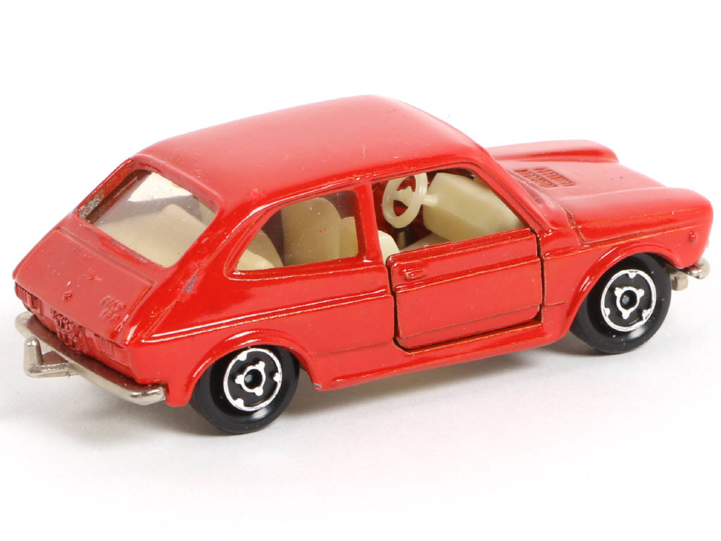 Lot 59 - MAJORETTE (FRANCE) (1)