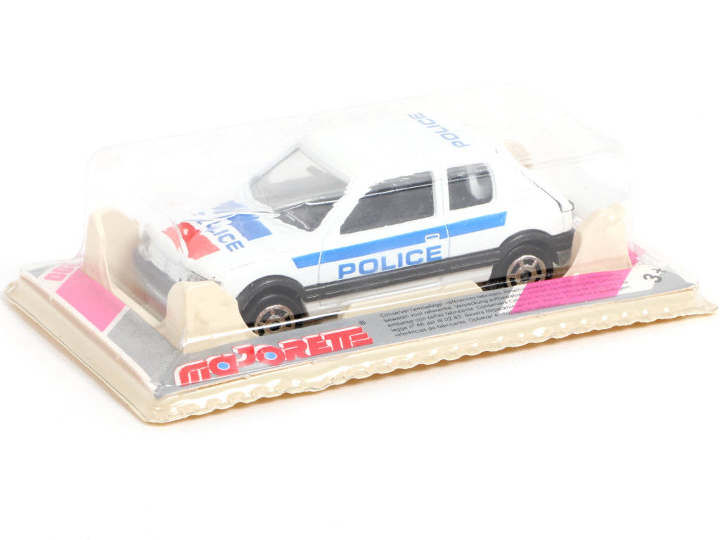 Lot 95 - MAJORETTE (FRANCE) (1)