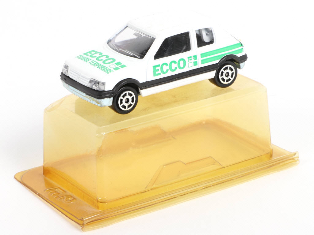 Lot 98 - MAJORETTE (FRANCE) (1)