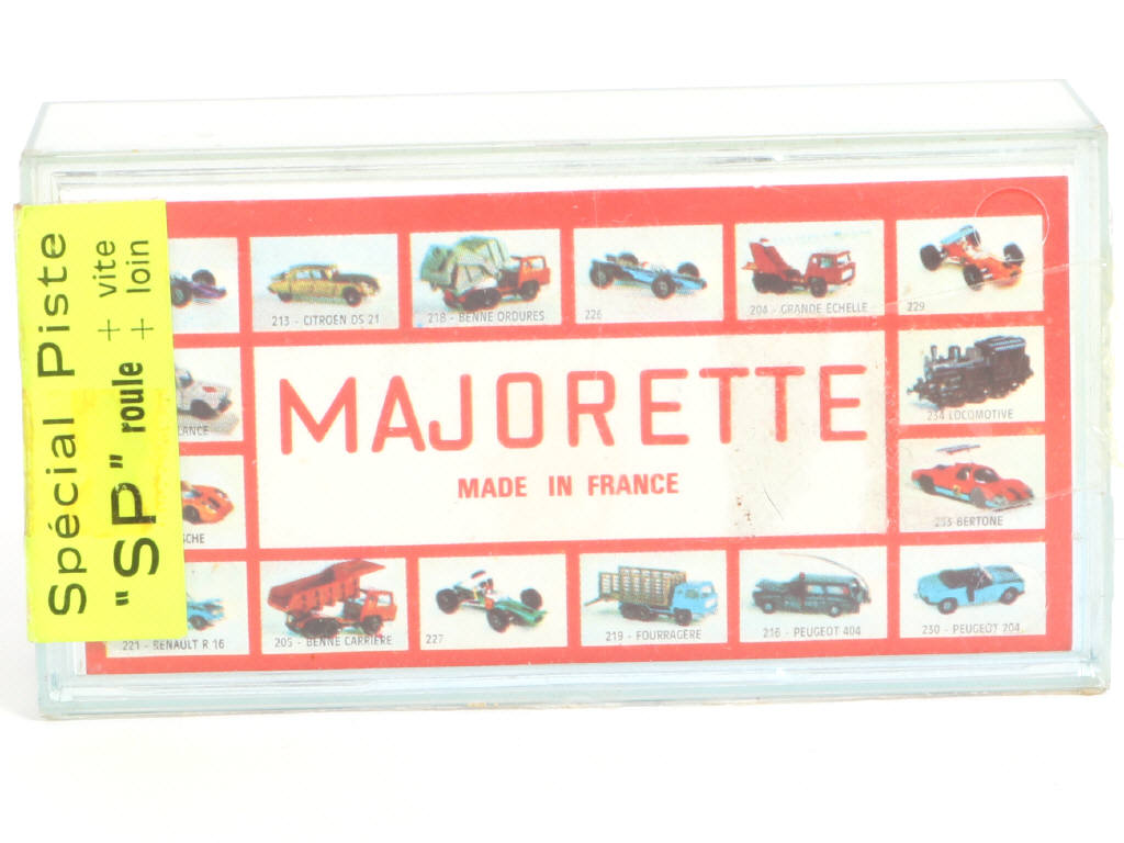 Lot 109 - MAJORETTE (FRANCE) (1)