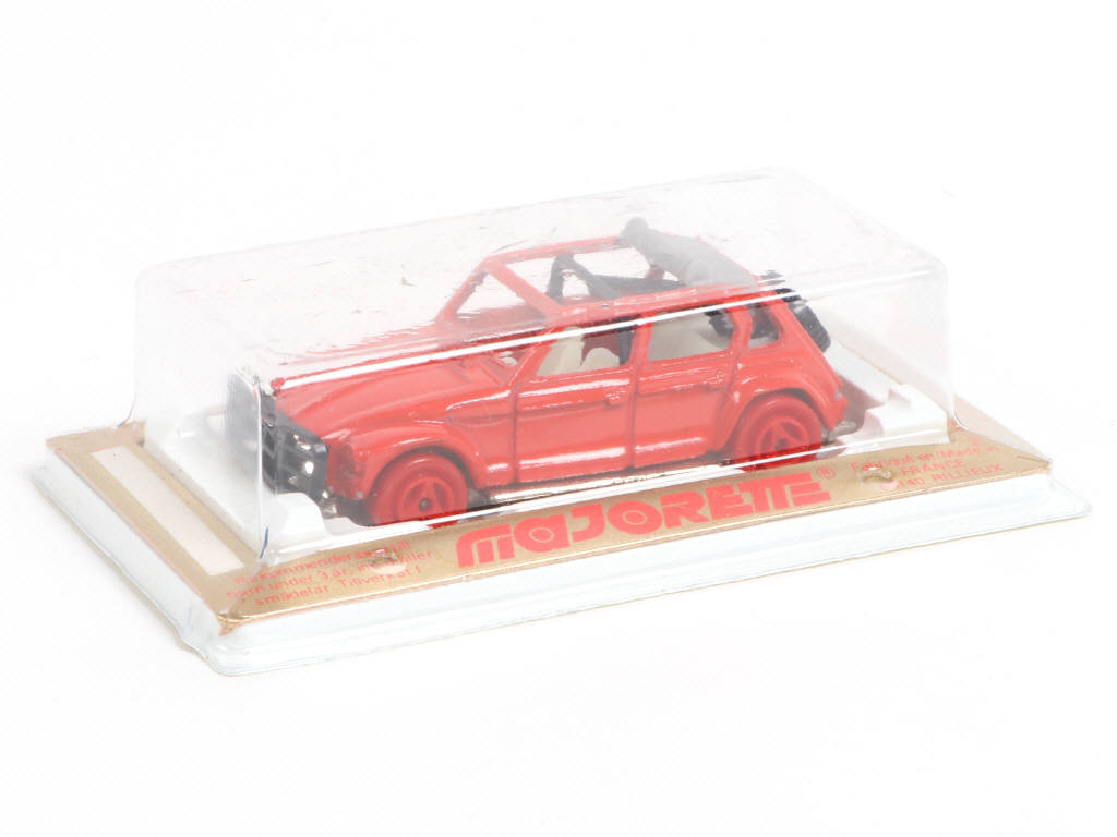 Lot 117 - MAJORETTE (FRANCE) (1)