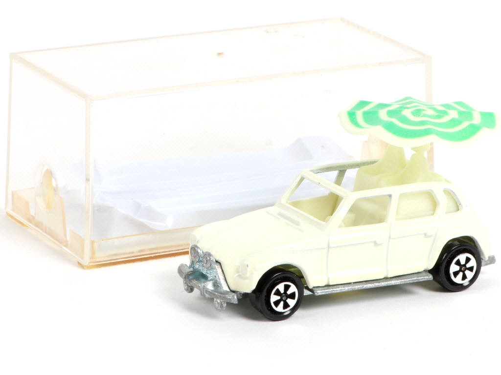 Lot 122 - MAJORETTE (FRANCE) (1)