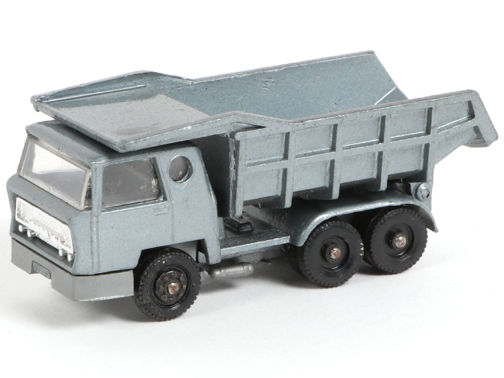 Lot 130 - MAJORETTE (FRANCE) (1)