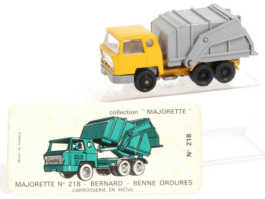 Lot 134 - MAJORETTE (FRANCE) (1)