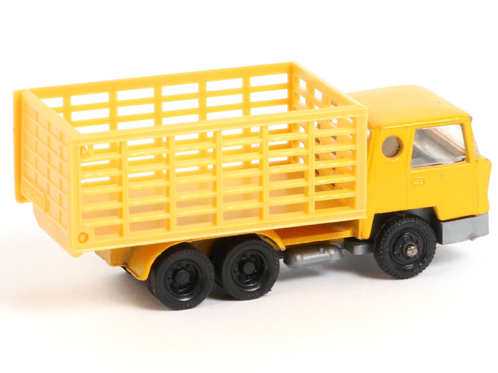 Lot 140 - MAJORETTE (FRANCE) (1)