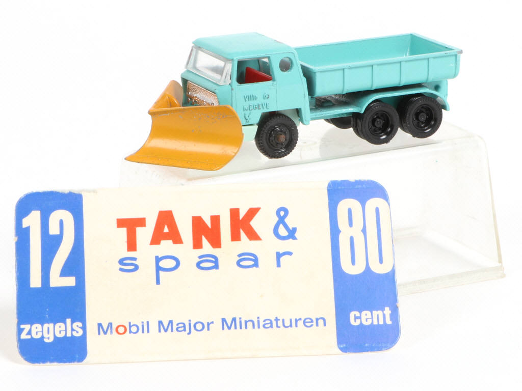 Lot 145 - MAJORETTE (FRANCE) (1)