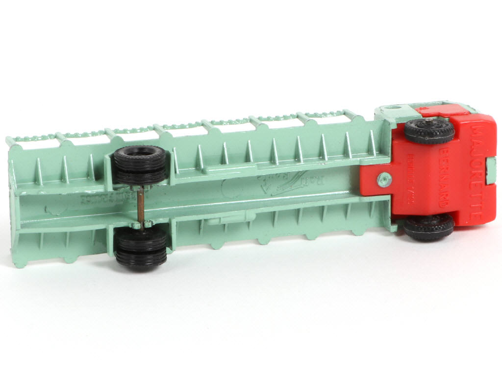 Lot 148 - MAJORETTE (FRANCE) (1)