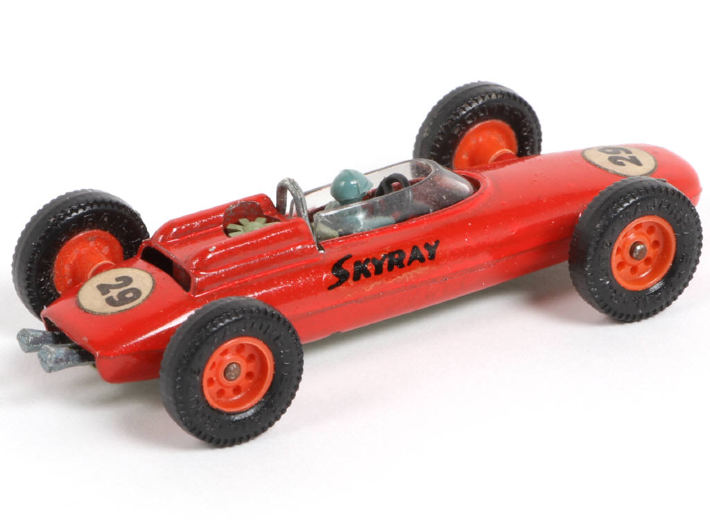 Lot 164 - MAJORETTE (FRANCE) (1)