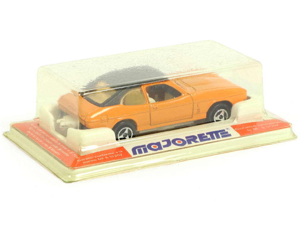 Lot 196 - MAJORETTE (FRANCE) (1)