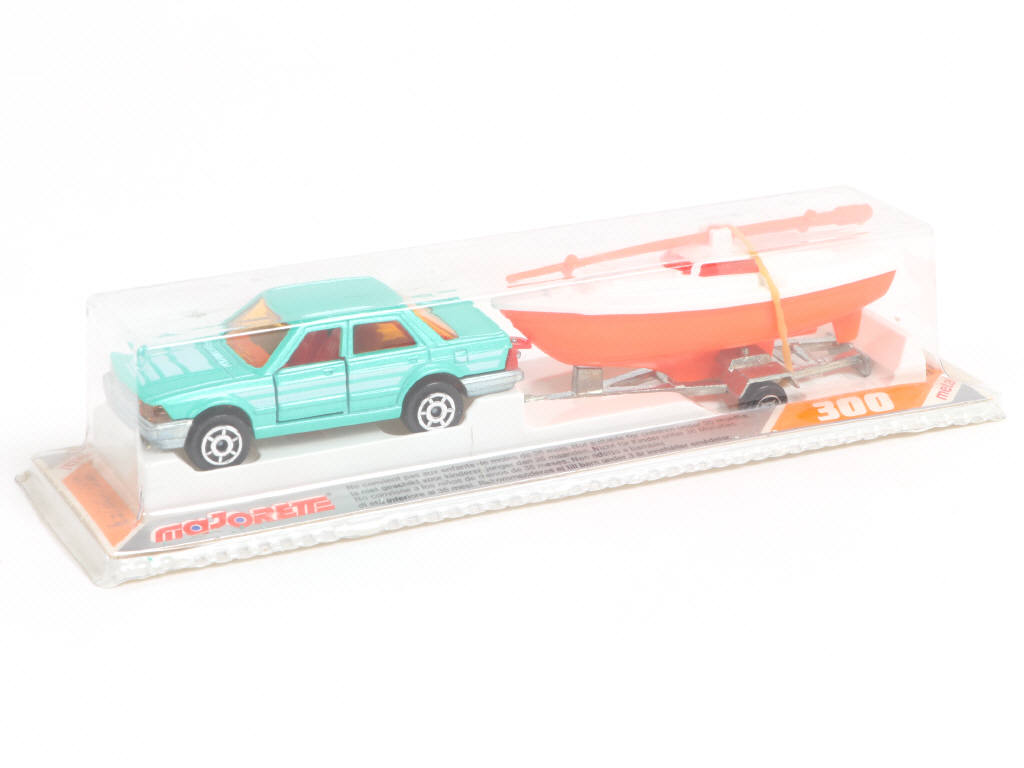 Lot 212 - MAJORETTE (FRANCE) (1)