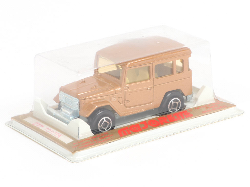 Lot 217 - MAJORETTE (FRANCE) (1)