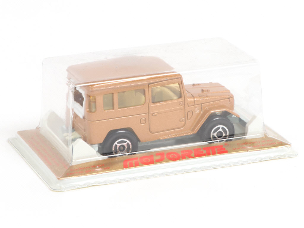 Lot 217 - MAJORETTE (FRANCE) (1)