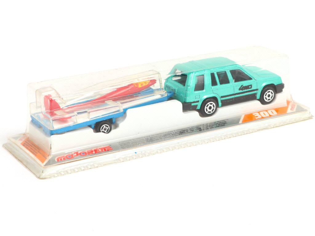 Lot 227 - MAJORETTE (FRANCE) (1)