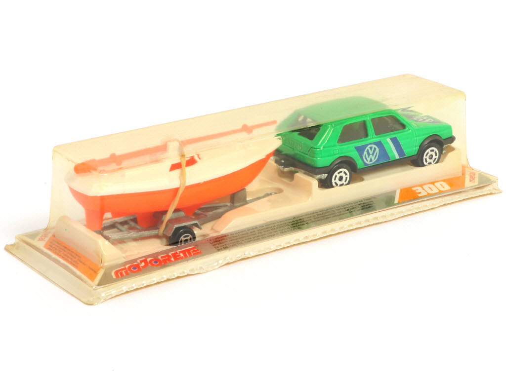 Lot 228 - MAJORETTE (FRANCE) (1)