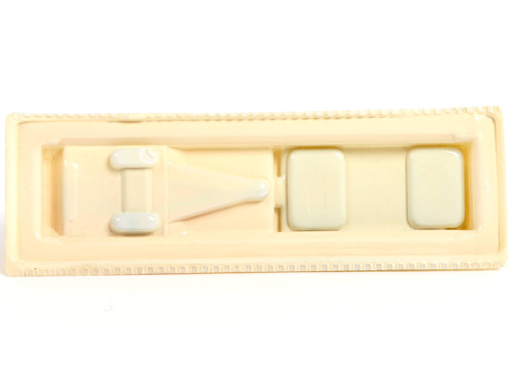 Lot 228 - MAJORETTE (FRANCE) (1)