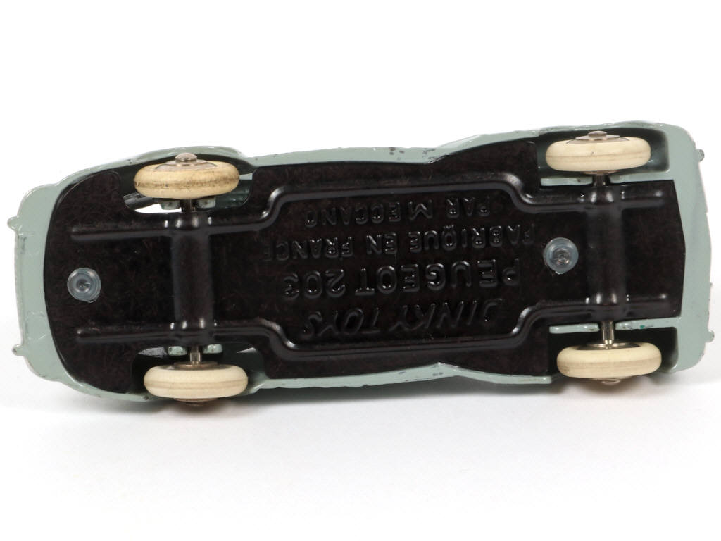 Lot 318 - DINKY TOYS (FRANCE) (1)