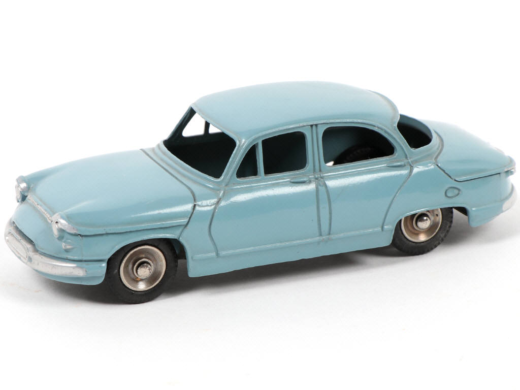 Lot 316 - DINKY TOYS (FRANCE) Série JUNIOR (1)