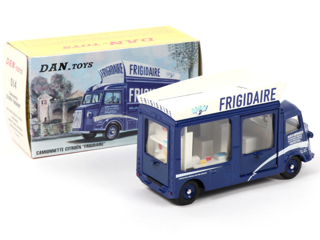 Lot 305 - DAN-TOYS (FRANCE) (1)