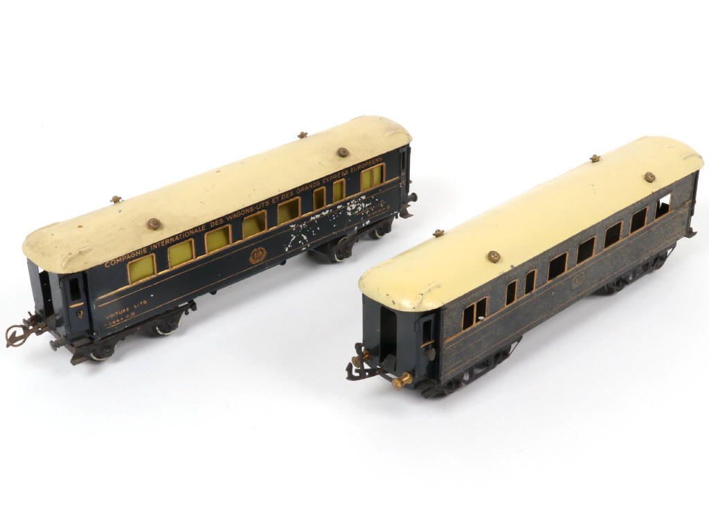 Lot 53 - HORNBY 'O' (FRANCE) (2)