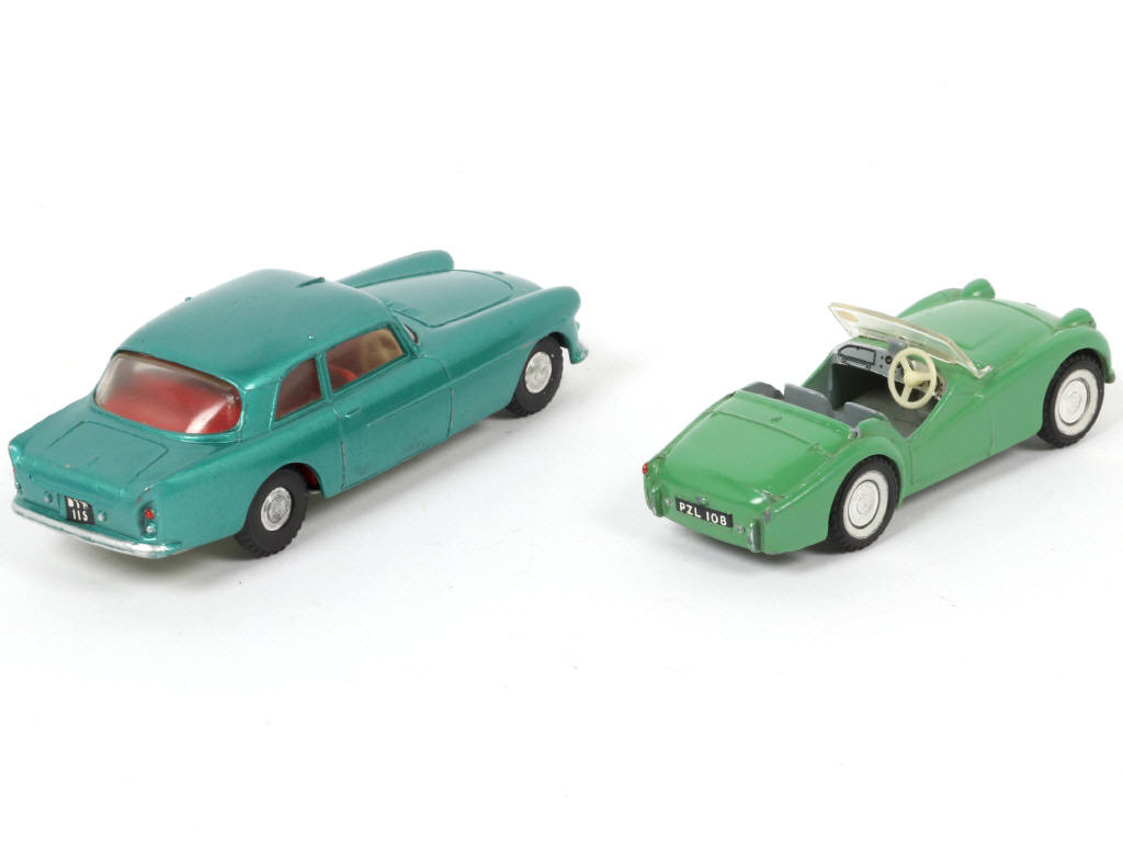 Lot 201 - SPOT-ON (GB) (2)