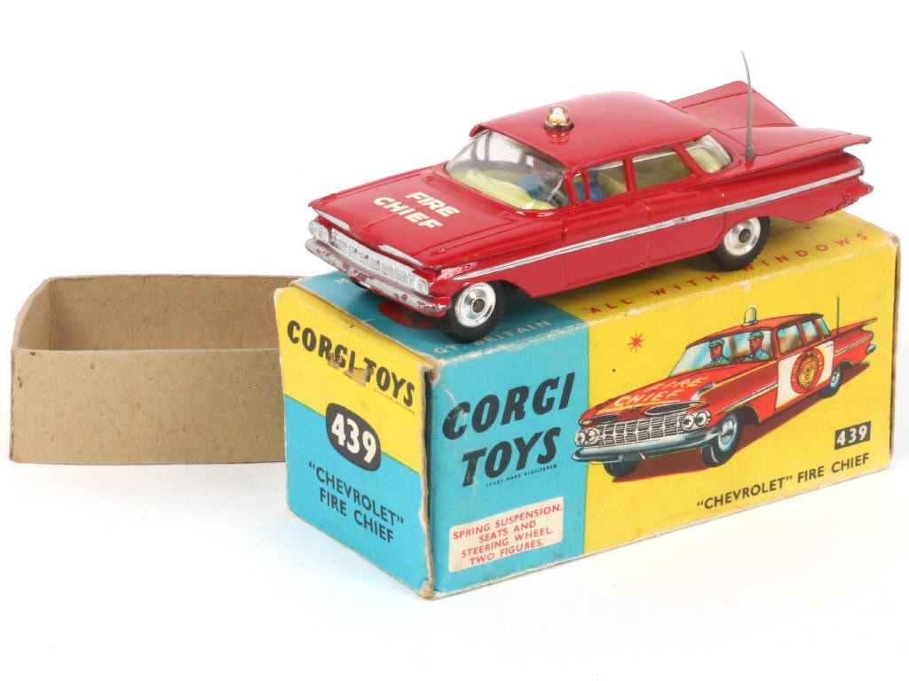 Lot 204 - CORGI TOYS (GB) (1)