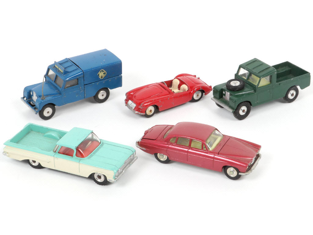 Lot 85 - DIVERS (GB) (5)