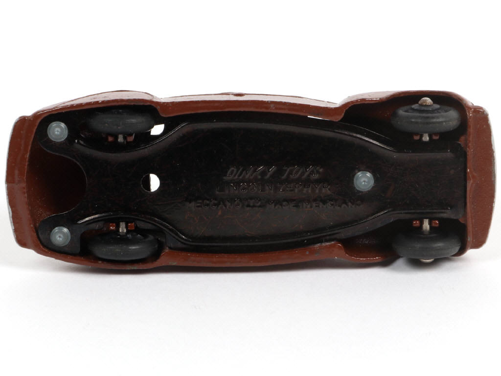 Lot 93 - DINKY TOYS (GB) (1)