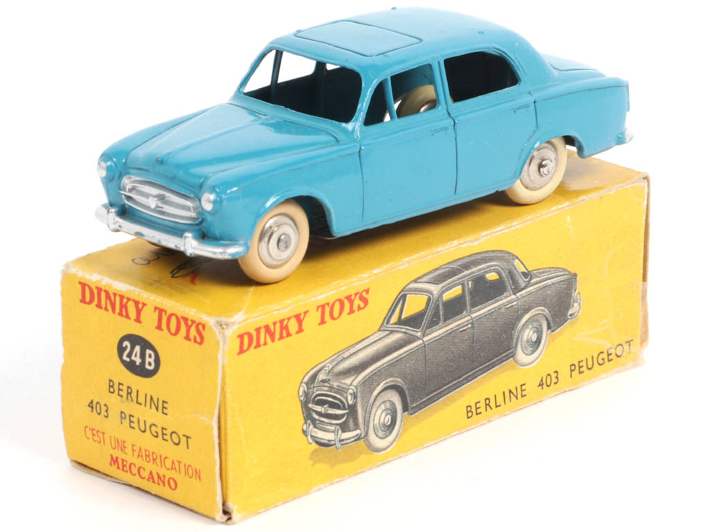 Lot 265 - DINKY TOYS (FRANCE) (1)