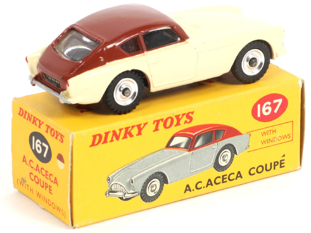 Lot 125 - DINKY TOYS (GB) (1)