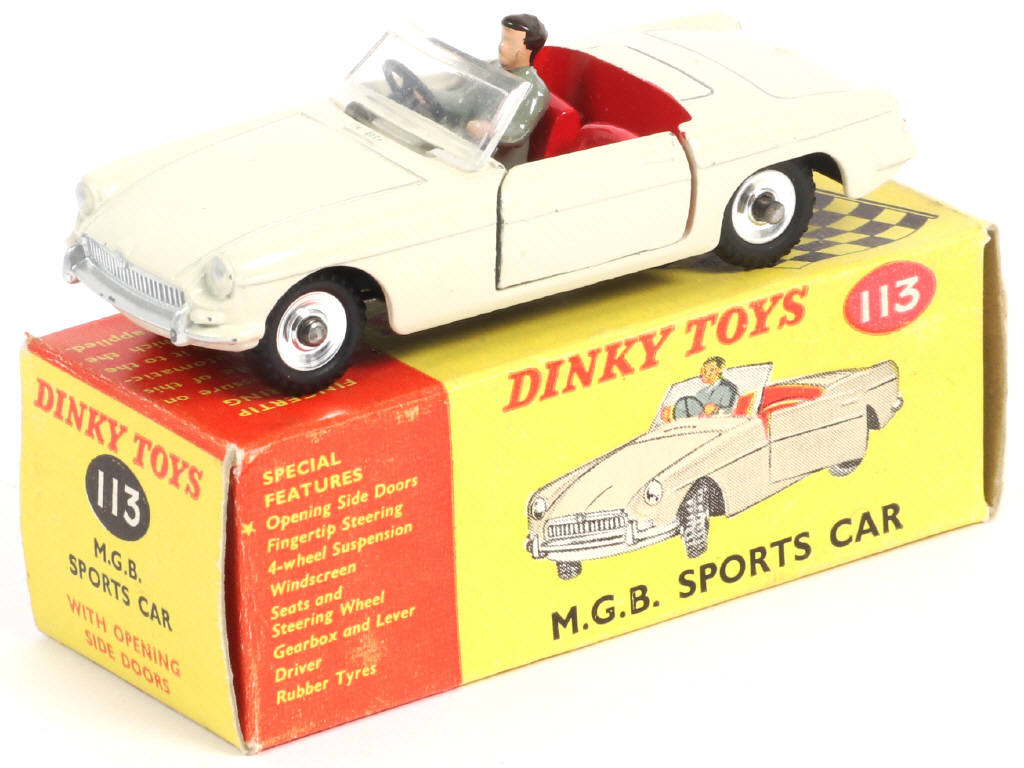 Lot 136 - DINKY TOYS (GB) (1)