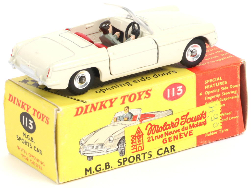 Lot 136 - DINKY TOYS (GB) (1)