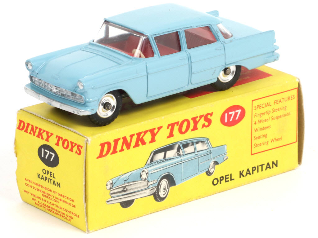 Lot 129 - DINKY TOYS (GB) (1)