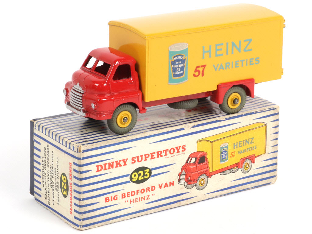 Lot 155 - DINKY TOYS (GB) (1)