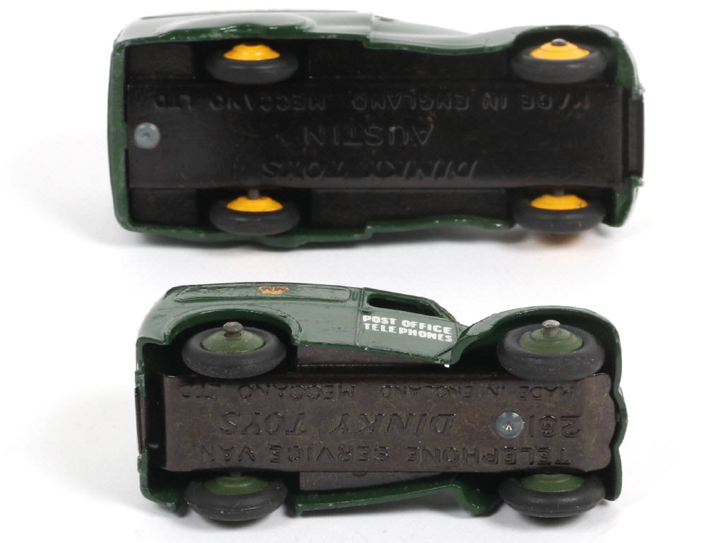 Lot 195 - DINKY TOYS (GB) (2)