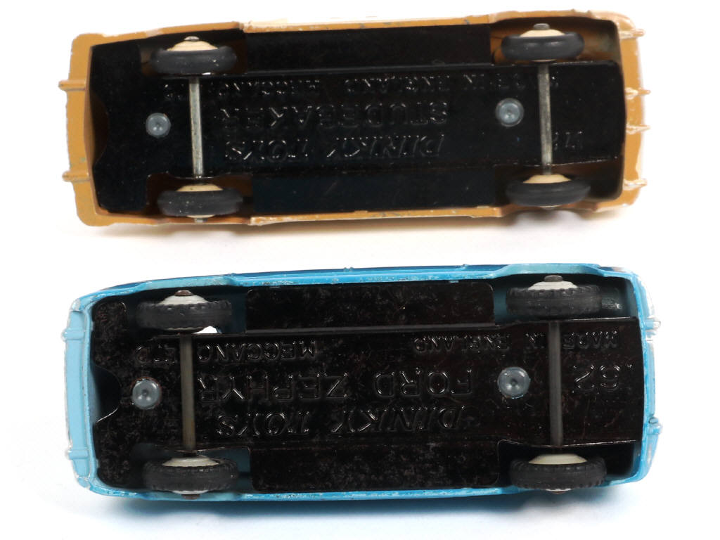 Lot 182 - DINKY TOYS (GB) (2)