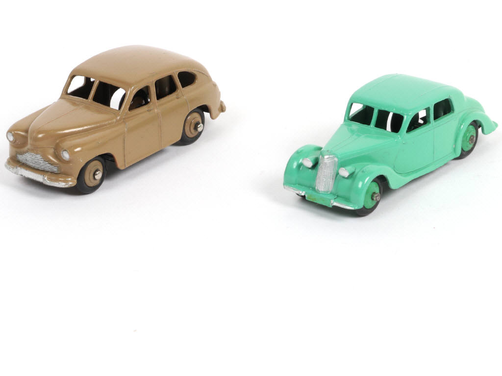 Lot 181 - DINKY TOYS (GB) (1)