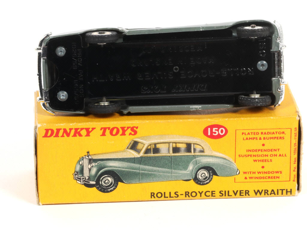 Lot 131 - DINKY TOYS (GB) (1)