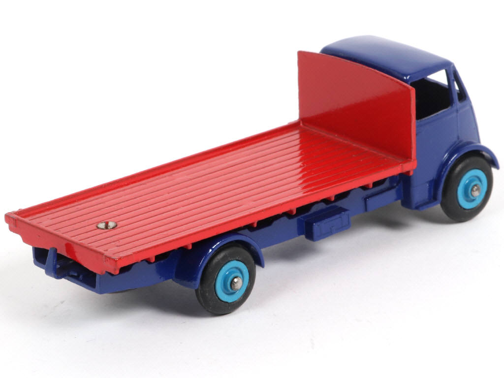 Lot 108 - DINKY TOYS (GB) (1)