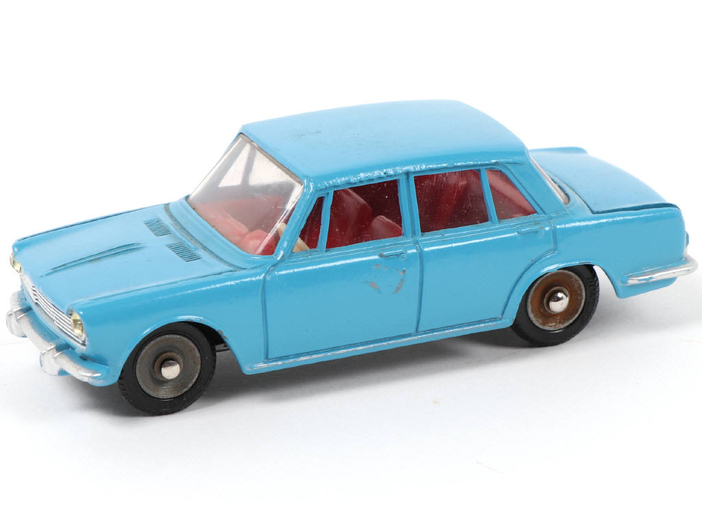 Lot 244 - DINKY TOYS (FRANCE) (1)