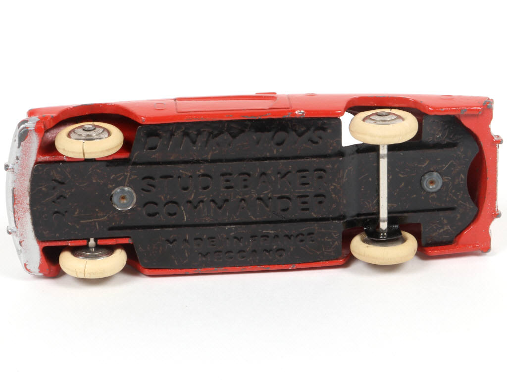 Lot 417 - DINKY TOYS (FRANCE) (1)