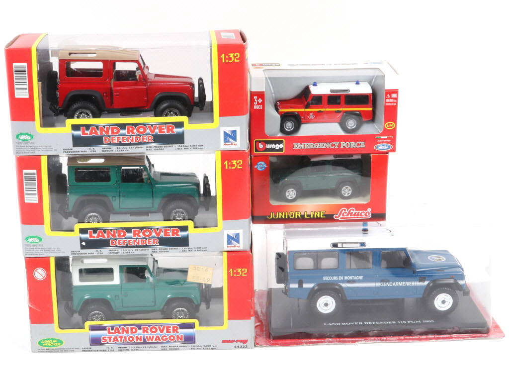 Lot 212 - DIVERS (6)