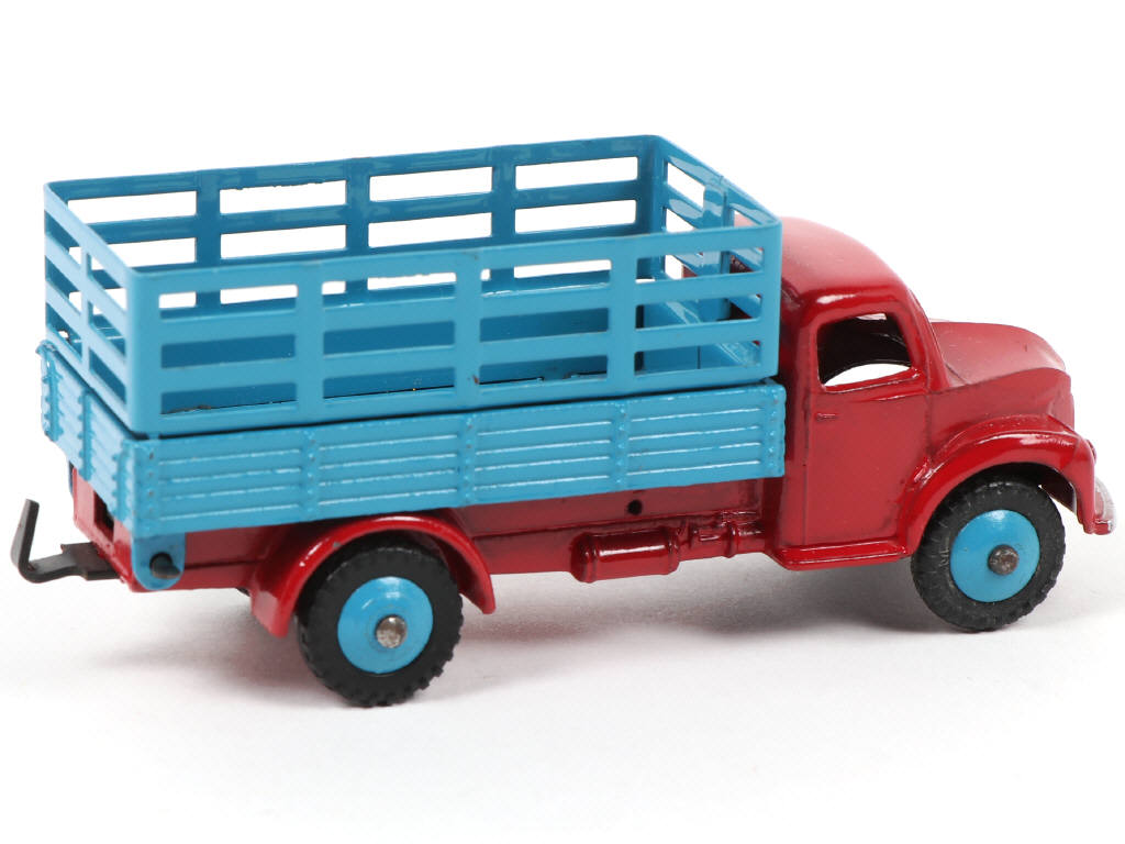 Lot 393 - DINKY TOYS (GB) (1)