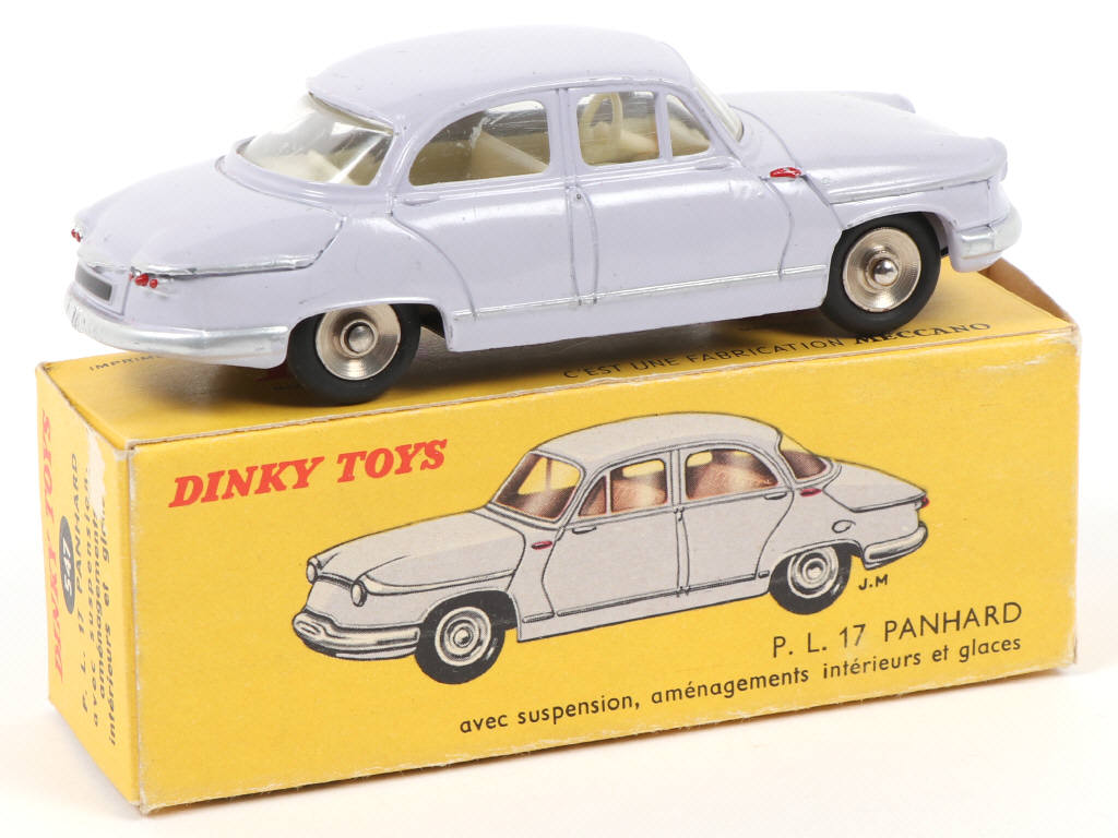 Lot 420 - DINKY TOYS (FRANCE) (1)